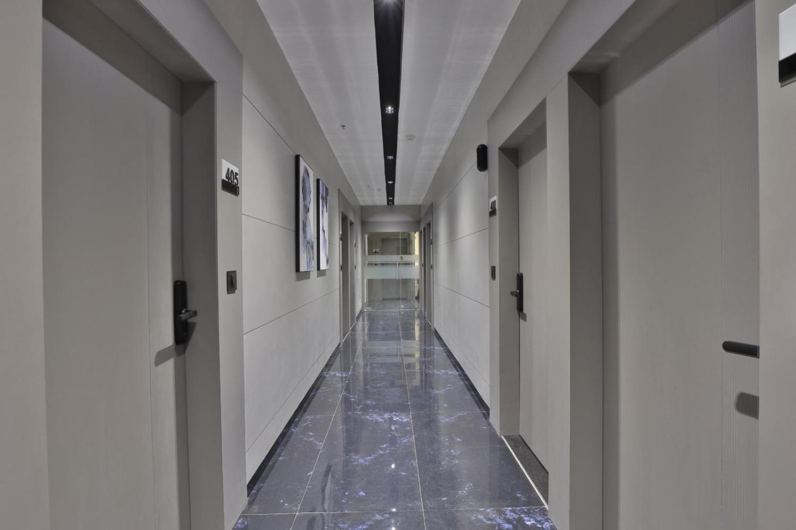 Hotel Legacy Ahmedabad Bagian luar foto
